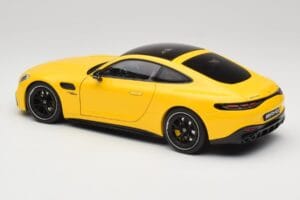 Mercedes AMG GT 43 C192 Turbo Sun Yellow NZG 1:18 B66960587 メタル - 画像 7/8