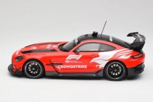 Mercedes AMG GT Black Series F1 Safety Car 2022 Minichamps 1:18 153032093 メタル - 画像 3/6