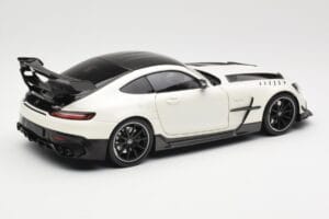 Mercedes AMG GT C190 Black Series Diamond White Metallic Minichamps 1:18 110032020 メタル - 画像 3/8