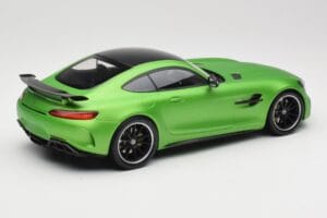Mercedes AMG GT R C190 マットグリーン Minichamps 1:18 155036020 メタル - 画像 2/6