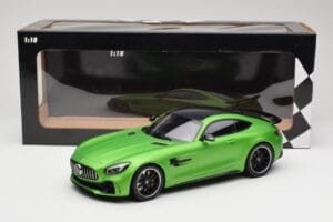 Mercedes AMG GT R C190 マットグリーン Minichamps 1:18 155036020 メタル - 画像 6/6