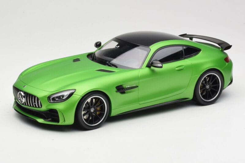 Mercedes AMG GT R C190 マットグリーン Minichamps 1:18 155036020 メタル