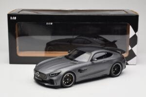 Mercedes AMG GT R C190 マットグレーメタリック Minichamps 1:18 155036026 メタル - 画像 6/6