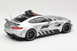 Mercedes AMG GT R C190 Safety Car F1 2019 Minichamps 1:18 155036090 メタル - 画像 2/6