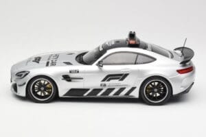 Mercedes AMG GT R C190 Safety Car F1 2019 Minichamps 1:18 155036090 メタル - 画像 3/6