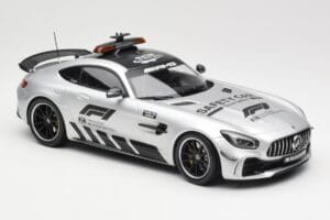 Mercedes AMG GT R C190 Safety Car F1 2019 Minichamps 1:18 155036090 メタル - 画像 4/6