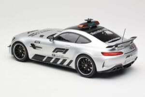 Mercedes AMG GT R C190 Safety Car F1 2019 Minichamps 1:18 155036090 メタル - 画像 5/6