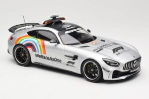 Mercedes AMG GT R C190 Safety Car F1 2020 Minichamps 1:18 155036092 メタル - 画像 4/6