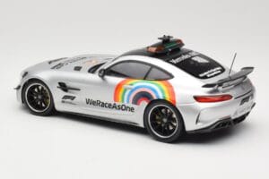 Mercedes AMG GT R C190 Safety Car F1 2020 Minichamps 1:18 155036092 メタル - 画像 5/6