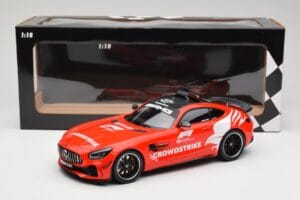 Mercedes AMG GT R C190 Safety Car F1 2021 Minichamps 1:18 155036095 メタル - 画像 6/6