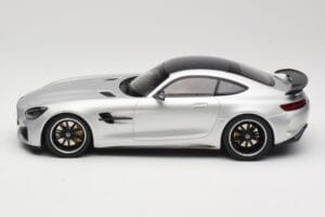 Mercedes AMG GT R C190 シルバー Minichamps 1:18 155036025 メタル - 画像 3/6