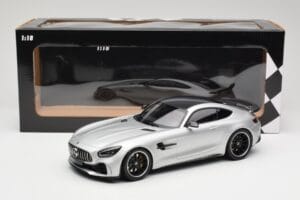 Mercedes AMG GT R C190 シルバー Minichamps 1:18 155036025 メタル - 画像 6/6