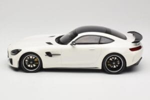 Mercedes AMG GT R C190 ホワイトメタリック Minichamps 1:18 155036028 メタル - 画像 3/6