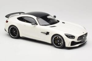 Mercedes AMG GT R C190 ホワイトメタリック Minichamps 1:18 155036028 メタル - 画像 4/6