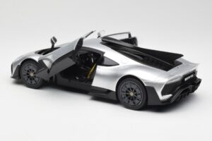 Mercedes AMG One Hightech シルバー NZG 1:18 B66961043 メタル - 画像 5/8