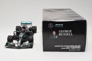 Mercedes AMG Petronas W11 #63 G. Russell Sakhir GP 2020 Minichamps 1:18 110201663 メタル - 画像 6/6