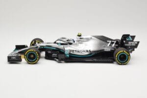 Mercedes AMG Petronas Motorsport W10 #77 V. Bottas 2nd Place Chinese GP 2019 Minichamps 1:18 110190377 メタル - 画像 3/6