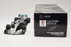 Mercedes AMG Petronas Motorsport W10 #77 V. Bottas 2nd Place Chinese GP 2019 Minichamps 1:18 110190377 メタル - 画像 6/6