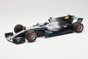 Mercedes AMG Petronas W08 V. Rossi Ride Swap Valencia December 2019 Minichamps 1:18 110191746 メタル