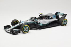 Mercedes AMG Petronas W09 #77 V. Bottas F1 2018 Minichamps 1:18 110180077 メタル