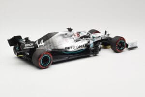 Mercedes AMG Petronas W10 #44 L. Hamilton Winner German GP 2019 Minichamps 1:18 110191144 メタル - 画像 2/6