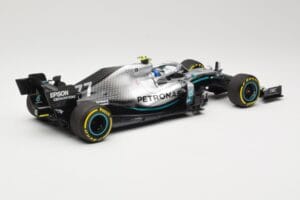 Mercedes AMG Petronas W10 #77 V. Bottas F1 2019 Minichamps 1:18 110190077 メタル - 画像 2/6