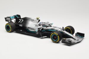 Mercedes AMG Petronas W10 #77 V. Bottas Winner USA GP 2019 Minichamps 1:18 110191877 メタル - 画像 4/6