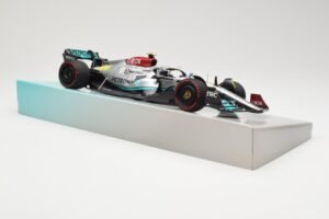 Mercedes AMG Petronas W13 E Performance #44 L. Hamilton 2022 Minichamps 1:18 113220044 メタル - 画像 4/6