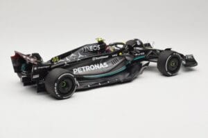 Mercedes AMG Petronas W14 E Performance #44 L. Hamilton Bahrain GP 2023 Minichamps 1:18 110230144 メタル - 画像 2/6