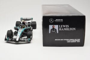 Mercedes AMG Petronas W15 E Performance #44 L. Hamilton 2024 Minichamps 1:18 110240144 メタル - 画像 6/6