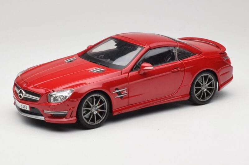 Mercedes AMG SL 63 R231 レッド Maisto 1:18 36199 メタル