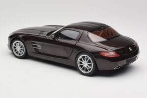 Mercedes AMG SLS C197 Brown Metallic Minichamps 1:18 100039028 メタル - 画像 7/8