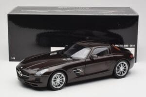 Mercedes AMG SLS C197 Brown Metallic Minichamps 1:18 100039028 メタル - 画像 8/8