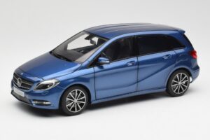 Mercedes B-Class W246 Lotus ブルー メタリック Norev 1:18 B66961410 メタル