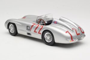 Mercedes 300 SLR W196S #722 S. Moss / D. Jenkinson Mille Miglia Winner 1955 Maisto 1:18 536887 メタル - 画像 7/8