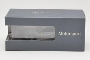 Mercedes C-Class C204 #8 R. Schumacher HWA DTM 2010 Minichamps 1:43 B66961414 メタル - 画像 4/4