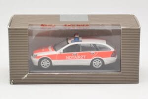 Mercedes C-Class S203 Notarzt Minichamps 1:43 430030190 メタル - 画像 4/4