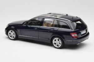 Mercedes C-Class S204 T-Modell Tanzanite ブルー AUTOart 1:18 B66962352 メタル - 画像 7/8