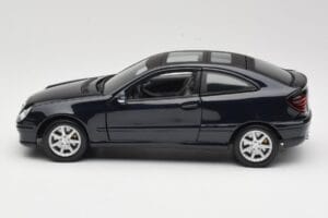 Mercedes C-Class Sports Coupe CL203 ブルー Maisto 1:18 B66962124 メタル - 画像 4/8