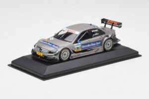 Mercedes C-Class W204 #9 B. Spengler DTM 2009 Minichamps 1:43 400093909 メタル - 画像 2/4