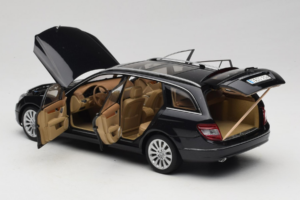 Mercedes C-Class W204 エステート Obsidian Black AUTOart 1:18 B66962349 メタル - 画像 5/8