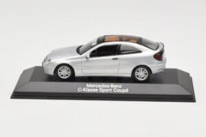 Mercedes C-Class W203 Sport Coupe シルバー Minichamps 1:43 B66961916 メタル