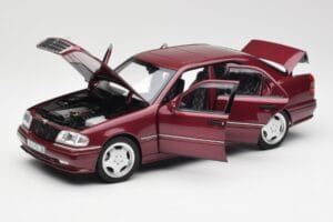 Mercedes AMG C36 W202 アルマンディンレッド Norev 1:18 B66040706 メタル - 画像 2/8