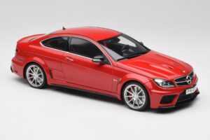 Mercedes AMG C63 W204 レッド 2nd Choice GT Spirit 1:18 GT065-D1 レジン - 画像 4/6