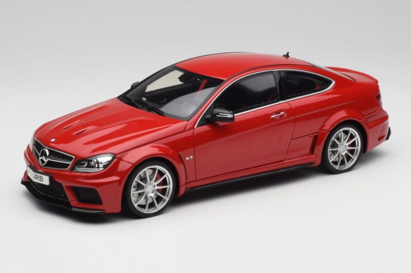 Mercedes AMG C63 W204 レッド 2nd Choice GT Spirit 1:18 GT065-D1 レジン