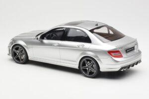 Mercedes C63 AMG W204 シルバー GT Spirit 1:18 GT462 レジン - 画像 5/6