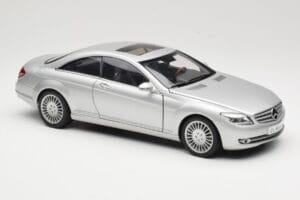 Mercedes CL-Class C216 シルバー AUTOart 1:18 76164 メタル - 画像 6/8