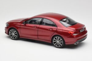 Mercedes CLA C117 Designo Patagonia レッド メタリック Norev 1:18 B66960131 メタル - 画像 7/8