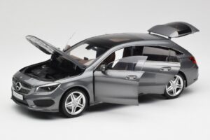 Mercedes CLA C117 Mountain グレー Norev 1:18 B66960351 メタル - 画像 2/8