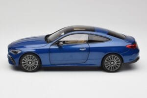 Mercedes CLE クーペ C236 ブルー Norev 1:18 B66960597 メタル - 画像 4/8